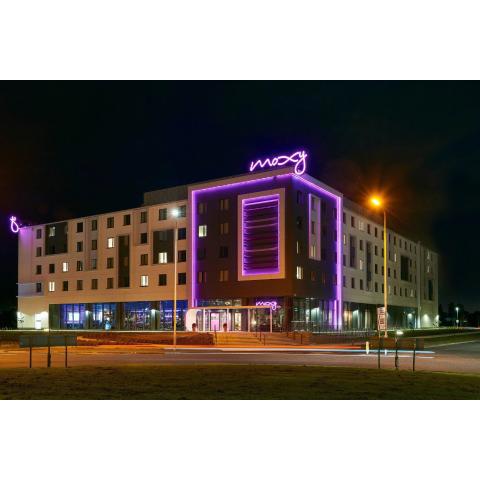 Moxy Edinburgh Airport