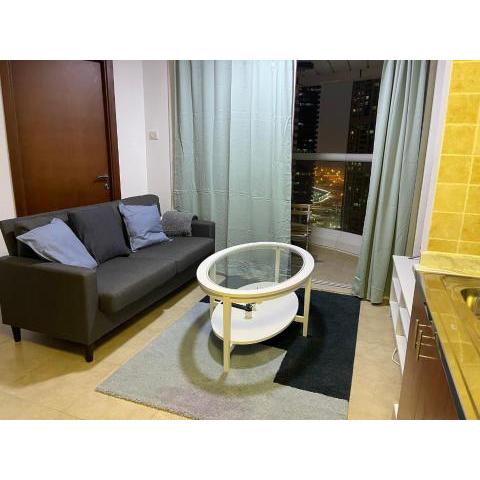 Near Metro - Lovely Modern 1 Bedroom in JLT