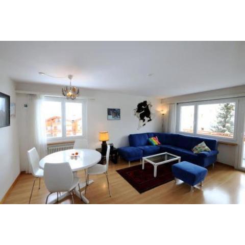 Near ski slopes 2 bedrooms apartment with balcony