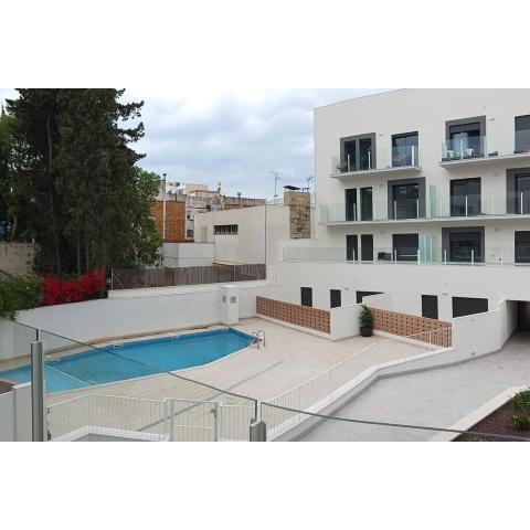 New beside Sitges with pool and beach