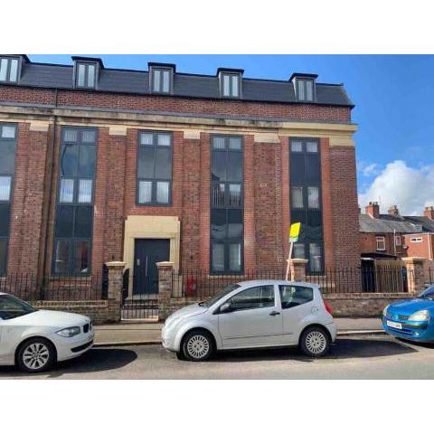 Newly built 2 bed flat in the heart of Leek