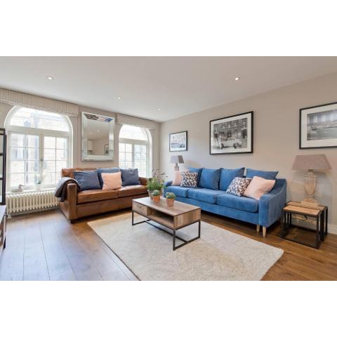 *Newly Renovated 2-Bed in Heart of Notting Hill*