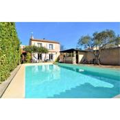 Nice Home In Sorgues With Wifi, Swimming Pool And 3 Bedrooms