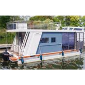 Nice ship-boat in Brandenburg with 1 Bedrooms