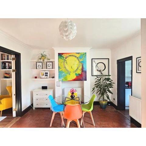 No.2 Boutique Art Townhouse