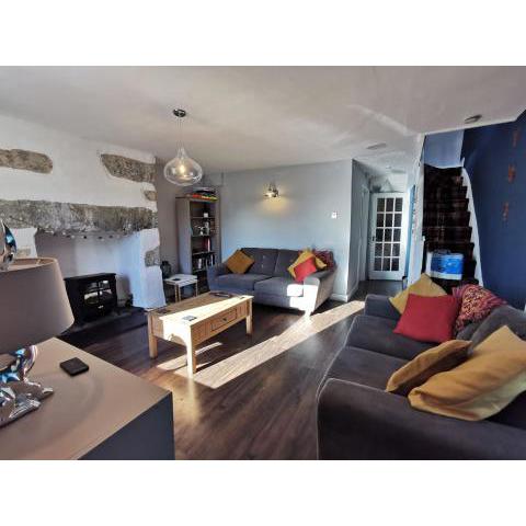 No 8 Snowdonia. 3 Bedroom, sleeps 5. Pets accepted