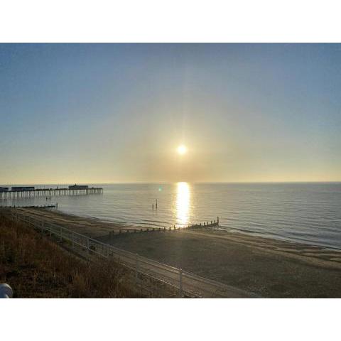 Northcliffe, Southwold Seafront sleeps 14