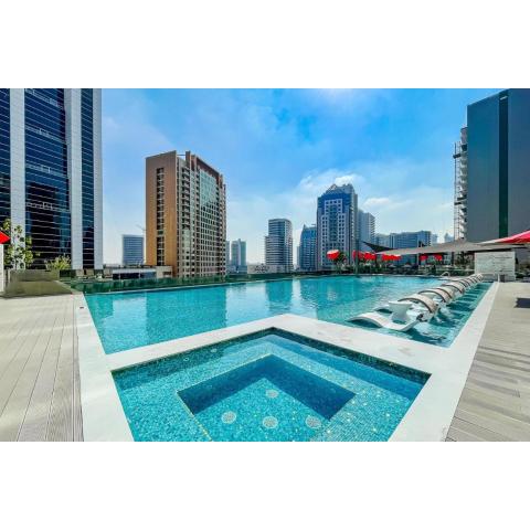 NOT OPEN Luxury & modern 2BR apartment near Burj Khalifa