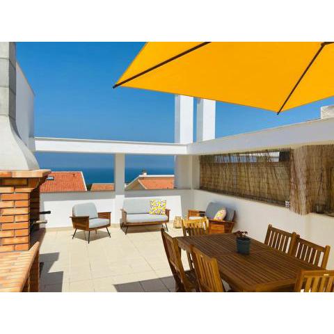 Ocean Terrace - Private Patio with BBQ & Sea view