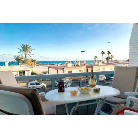 Ocean view apartment in Playa de Las Burras