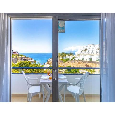 Oceanfront Playa Paraiso Apt by Dream Homes Tenerife