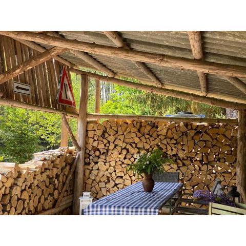 OFF GRID Gassberg watermill chalet & BARREL SAUNA