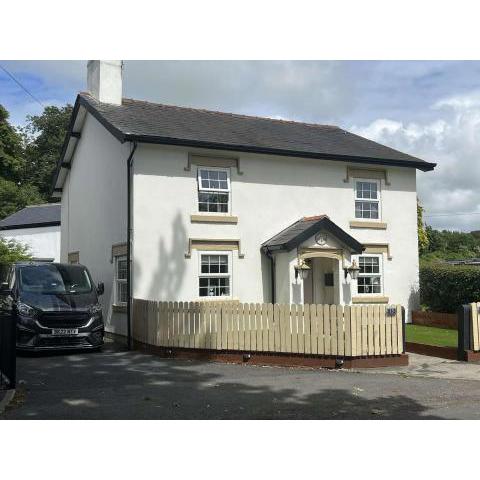 Old Smithy Cottage