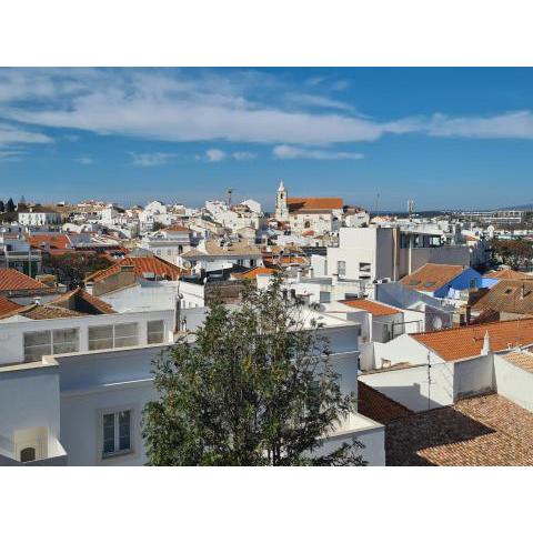 Old Town and Sea view Apartment