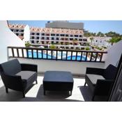 One bedroom appartement at Playa de la Americas 200 m away from the beach with sea view balcony and wifi