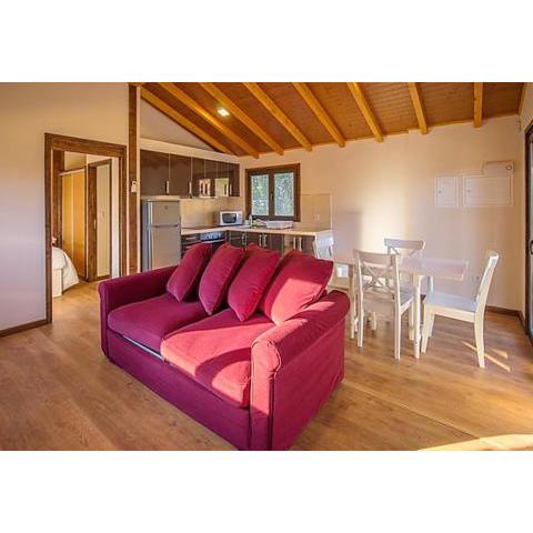 One bedroom chalet with shared pool balcony and wifi at Branca Albergaria a Velha