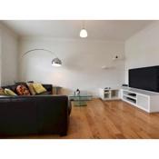 Pass the Keys Modern 1 Bed Apt in Old Portsmouth with parking