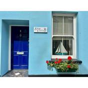 Pass the Keys Ship Cottage 50m Walk to Tenby Beach