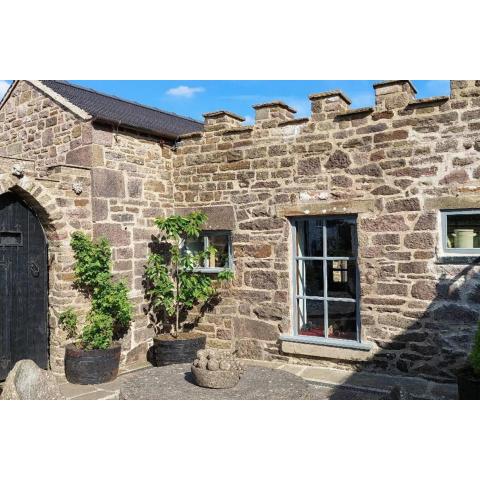 Peak District Cottage set in 5 acres near Buxton