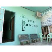 Pek House