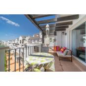 Penthouse Apartment with Pool Views - AO232LT