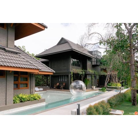 Phrip Phri Luxury Pool Villas