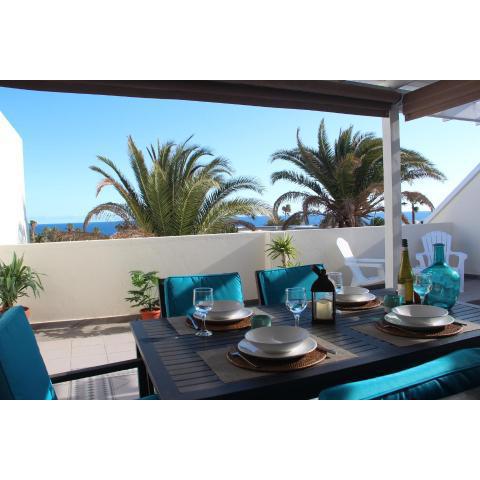 Playa Roca penthouse. Great sea views!