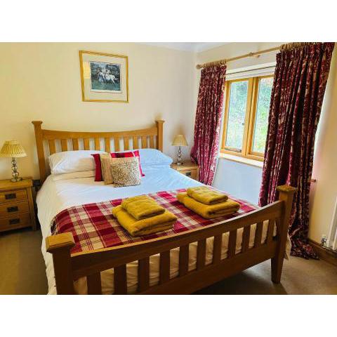 Poet's Cottage, Steep - Rural Location - Sleeps 6