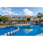 Pool-side townhouse in Cabo Roig