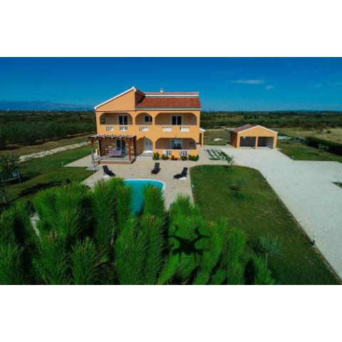 Pool Villa Sofija - Happy Rentals