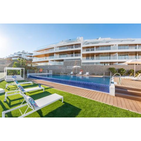 Precioso apartamento con servicios y vistas en zona golf La Cala de Mijas