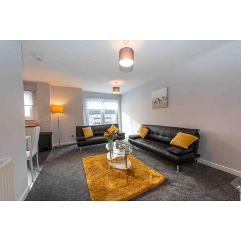 PREMIER - Wishaw En-Suite Apartment