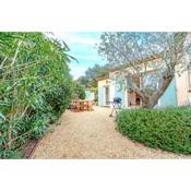 Pretty air-conditioned house with flower garden