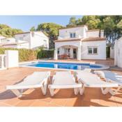 Pretty Holiday Home in L Escala with Swimming Pool