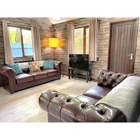 Primrose 20-Woodland Lodges-Carmarthen-Pembroke