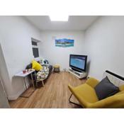 Property Malak Homz - West Street 2 Bed Premium Apartment