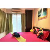 Quiet Patong Apartment near Night Life & Good Food