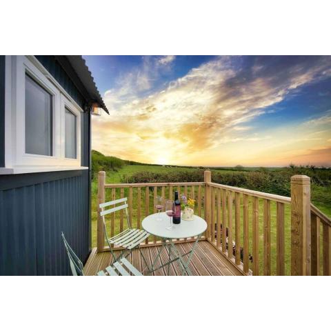 Quincecote shepherds hut, Hartland