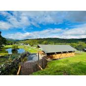 Quirky Safari Tent with Hot Tub in Heart of Snowdonia