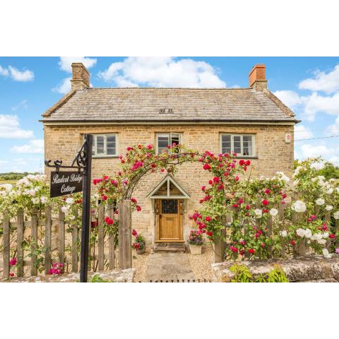 Radcot Bridge Cottage