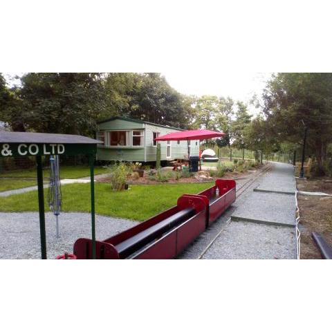 Railway Cottage Caravans No2