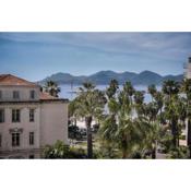 REF 1757 - Cannes - Sea and garden view