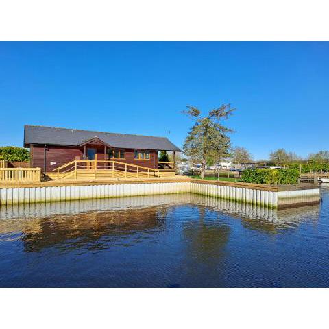 River Rest - Norfolk Broads