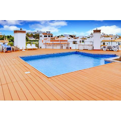 Rooftop Pool Two Bedroom Apartment in Alvor