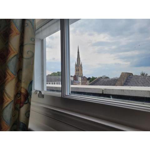 Room near Cheltenham High Street