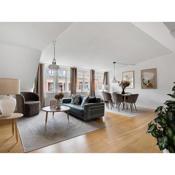 Sanders Leaves - Precious Two-Bedroom Penthouse In Downtown Copenhagen