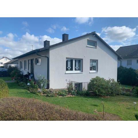 Sauerlandblick - Appartement & FeWo Wickede