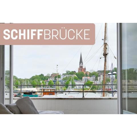 Schiffbrücke