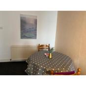 Scotland Super Central Single Flat in Montrose