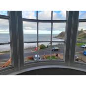 Sea View flat 4 fast WIFI & FREE parking